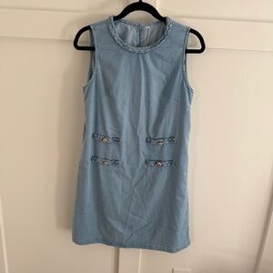 Elegant Blue Sleeveless Dress